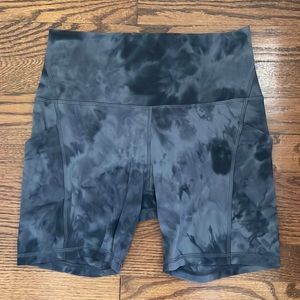 Lululemon Align high rise 6” pocket biker shorts size 8